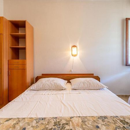 Stunning Apartment In Zadar With Wifi מראה חיצוני תמונה