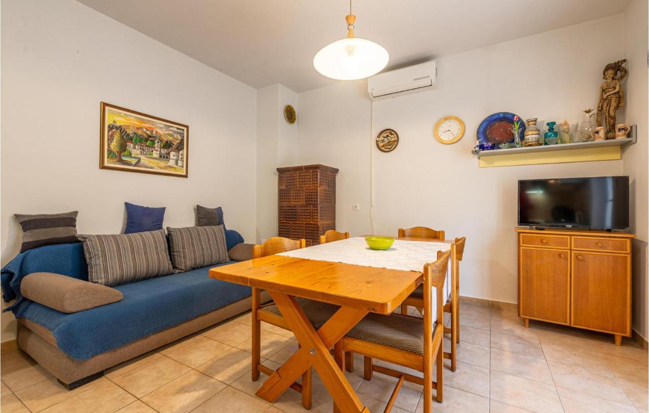 Stunning Apartment In Zadar With Wifi מראה חיצוני תמונה