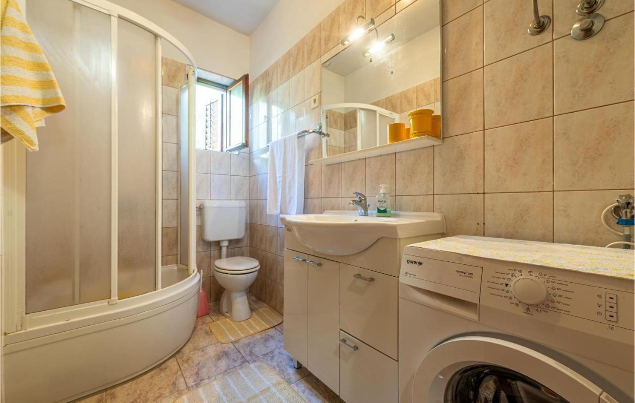 Stunning Apartment In Zadar With Wifi מראה חיצוני תמונה